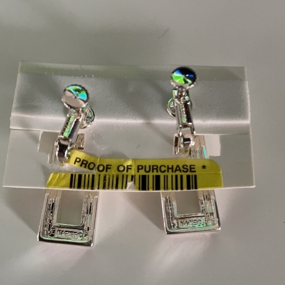 New Silver Bracelet and Earring Set (clip on) - Picture 3 of 4